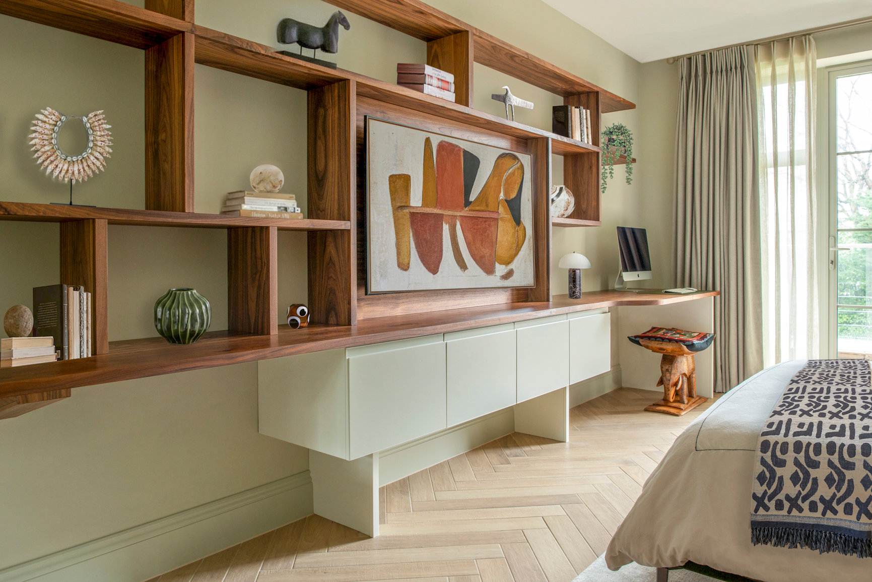 Cobham Apartment